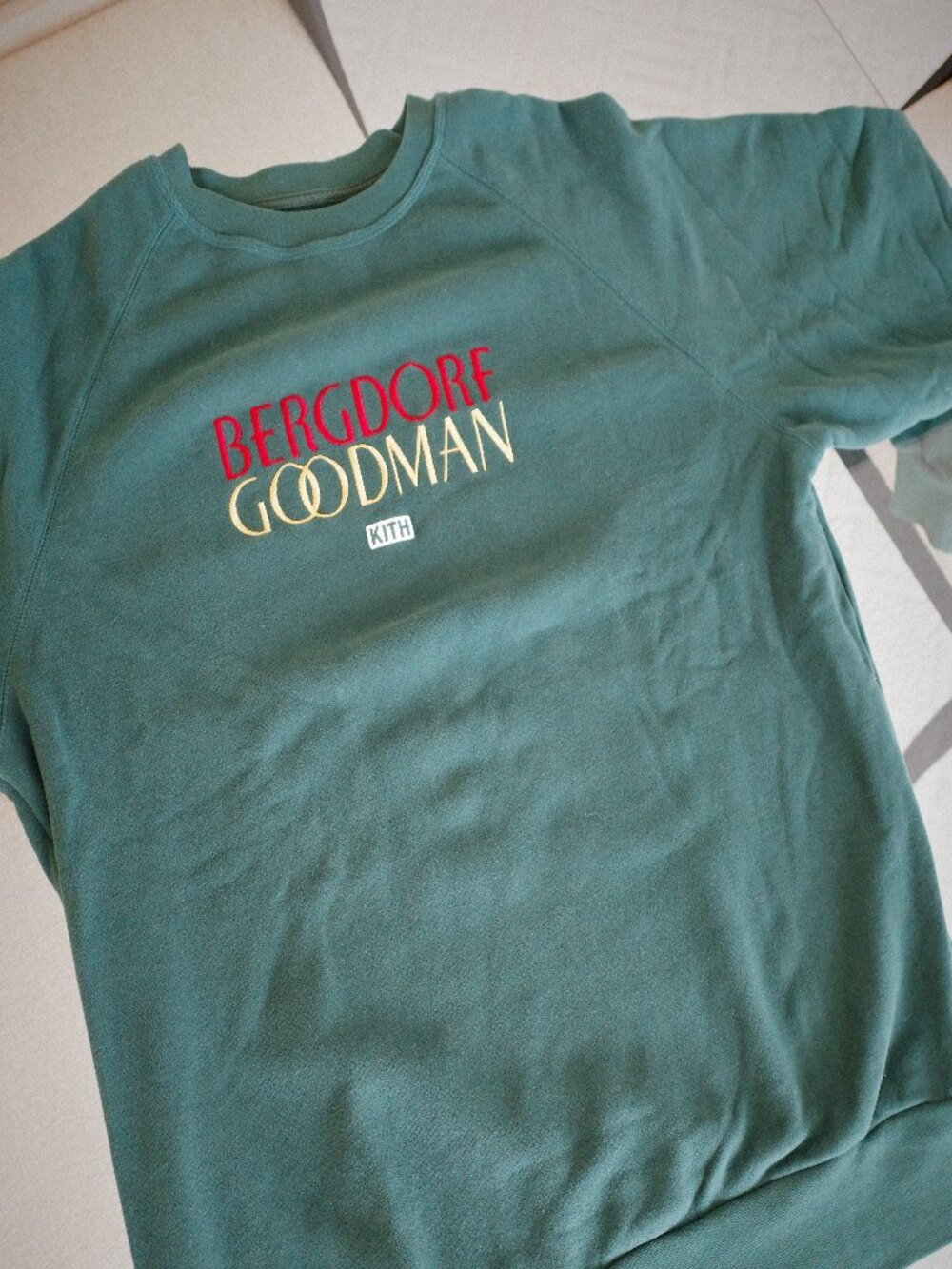 KITH Bergdorf Goodman crewneck [XL] - Picture 2 of 4